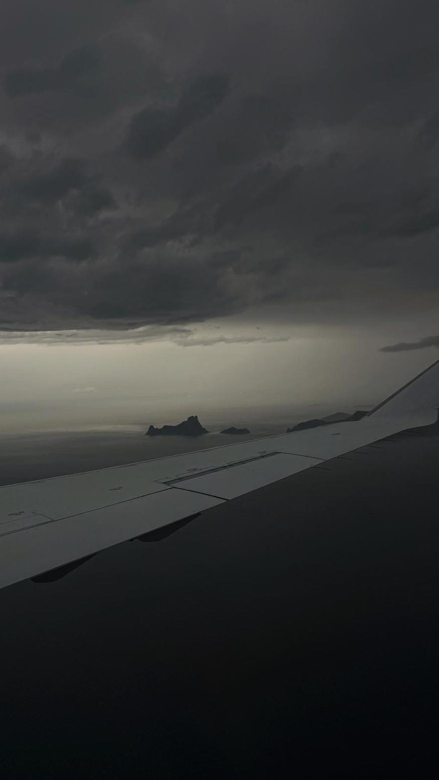 La tormenta vista desde un avión.