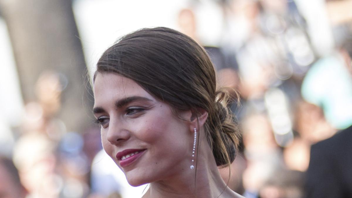 Cannes 2015: Carlota Casiraghi, espectacular