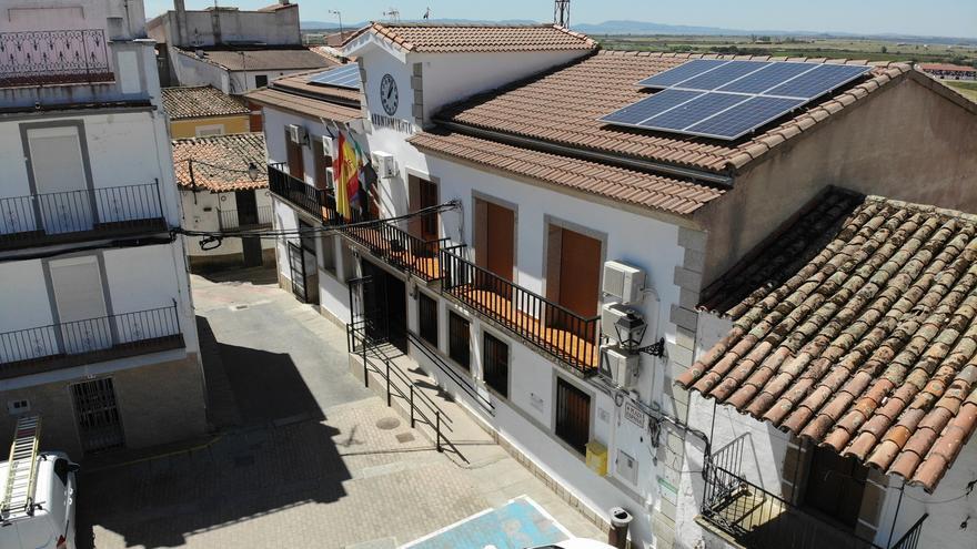 Residencia de mayores de Valdeobispo: &quot;Durante meses se ha ocultado a los familiares el cierre&quot;