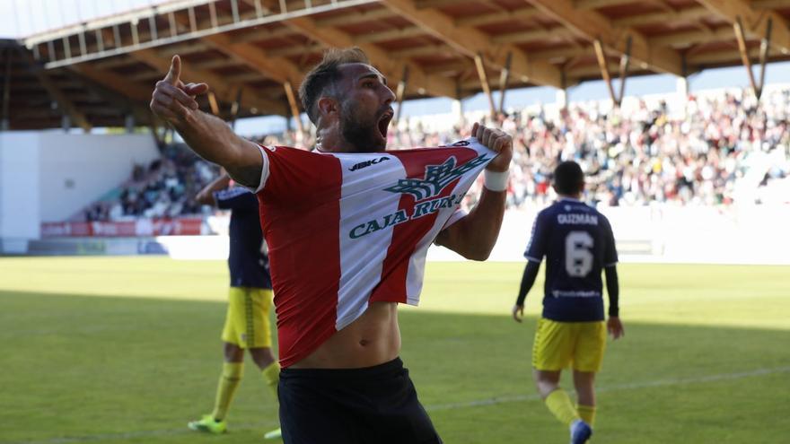 El Zamora CF alarga su lucha por el ascenso tras eliminar al Sant Andreu
