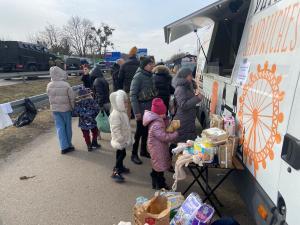 A punt del col·lapse a la frontera de Polònia amb Ucraïna: «No deixen d’arribar nens i dones»