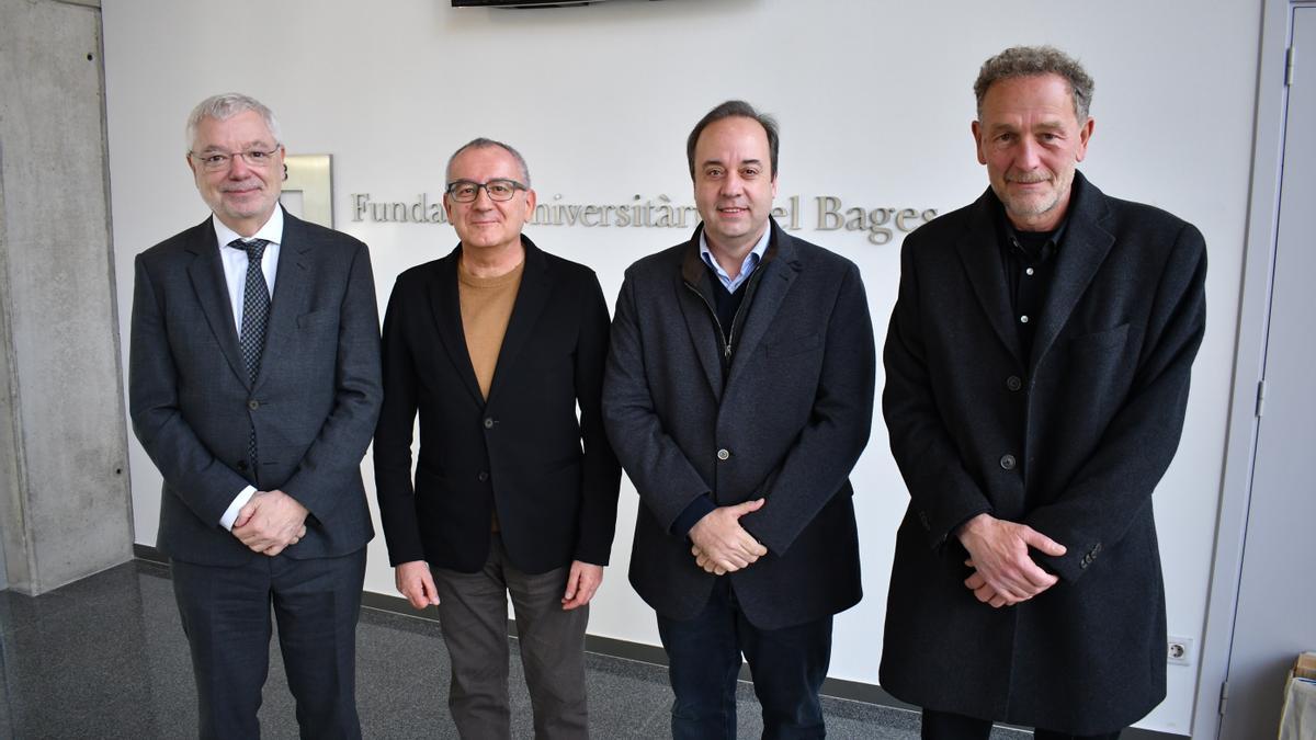D'esquerra a dreta, Manel Jovells Cases, Manel Valls Martorell, Albert Giralt Cadevall i Toni Espinalt Freixas