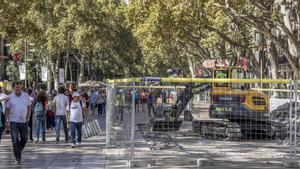 Obras de remodelación de La Rambla, en Barcelona.