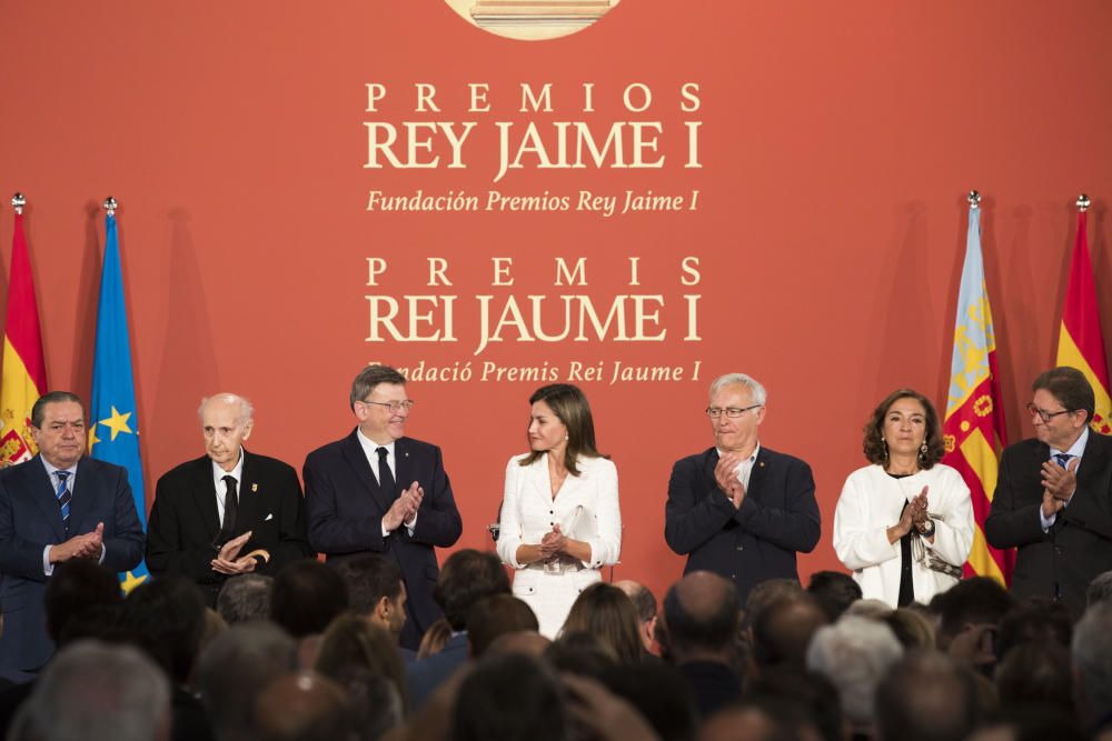 La reina Letizia preside la entrega de los Premios Jaume I