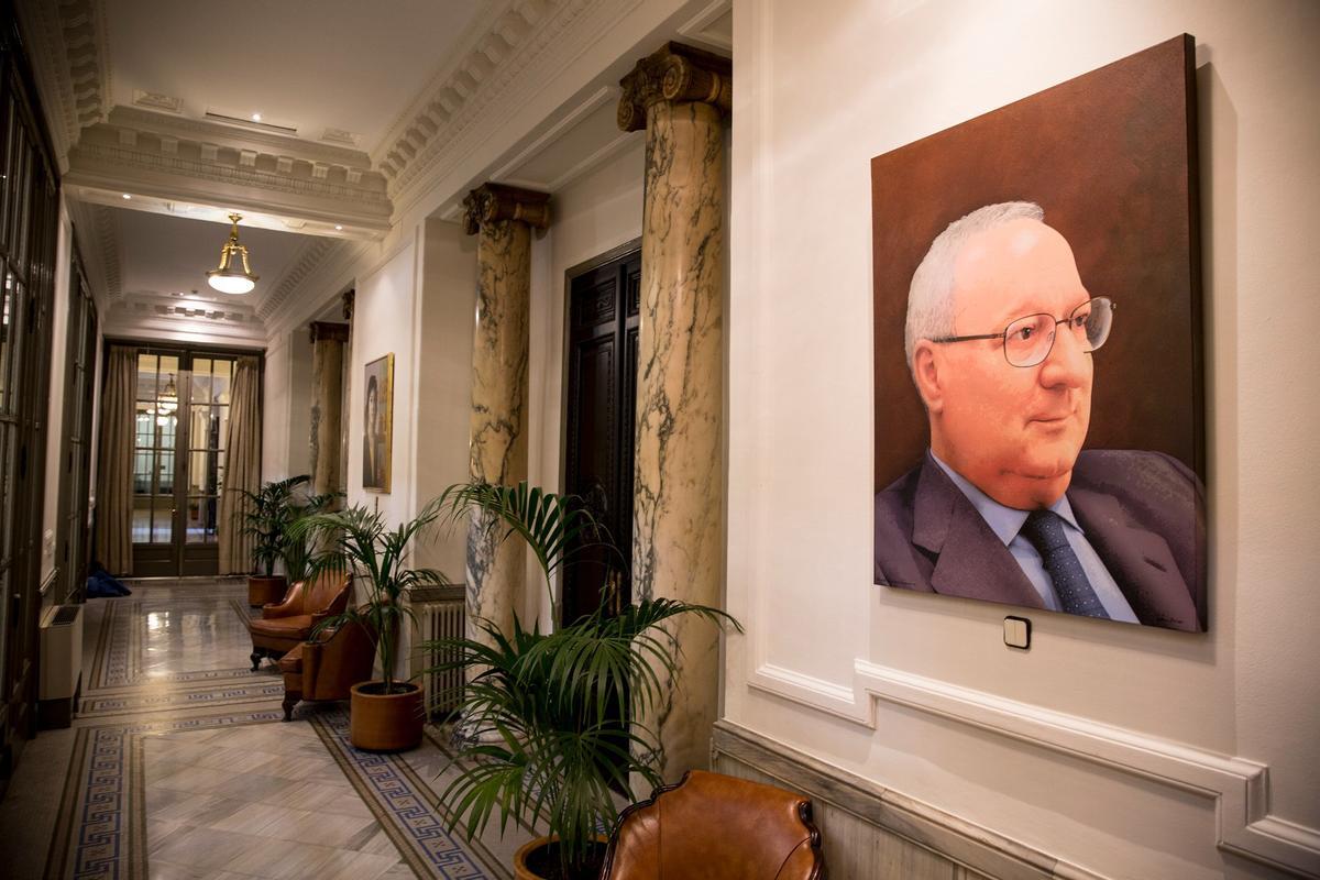 El retrato de Pérez Casado en el Ayuntamiento de València. El retrato de Pérez Casado en el Ayuntamiento de València.