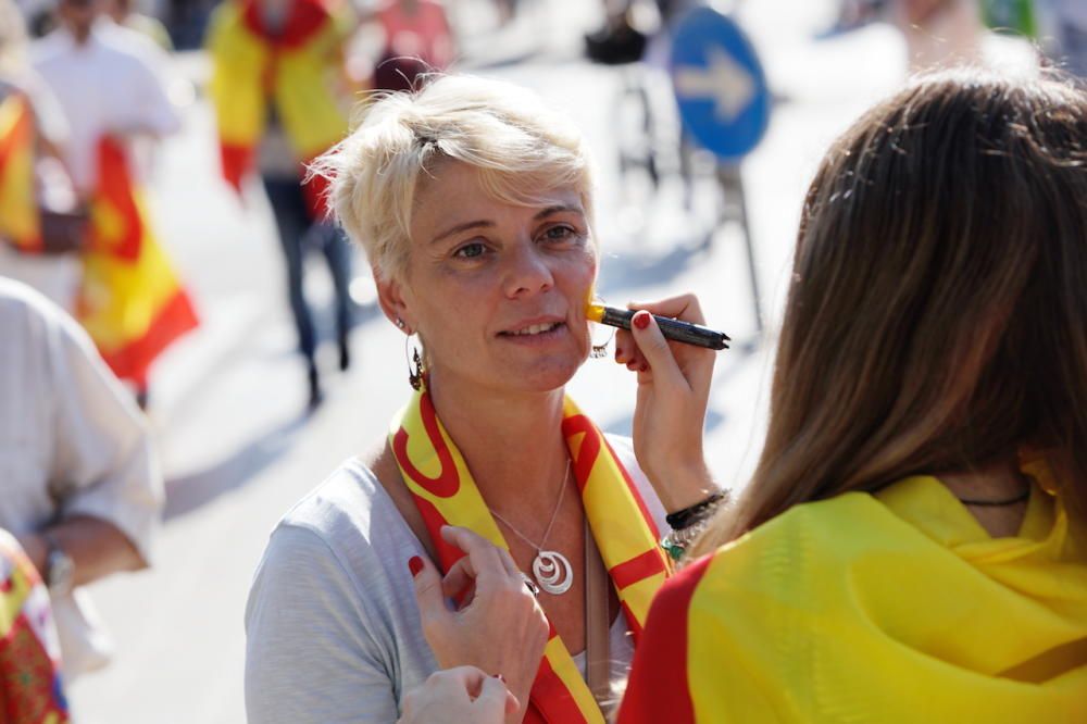 Más de 300 personas se manifiestan en Palma en el día de la Hispanidad