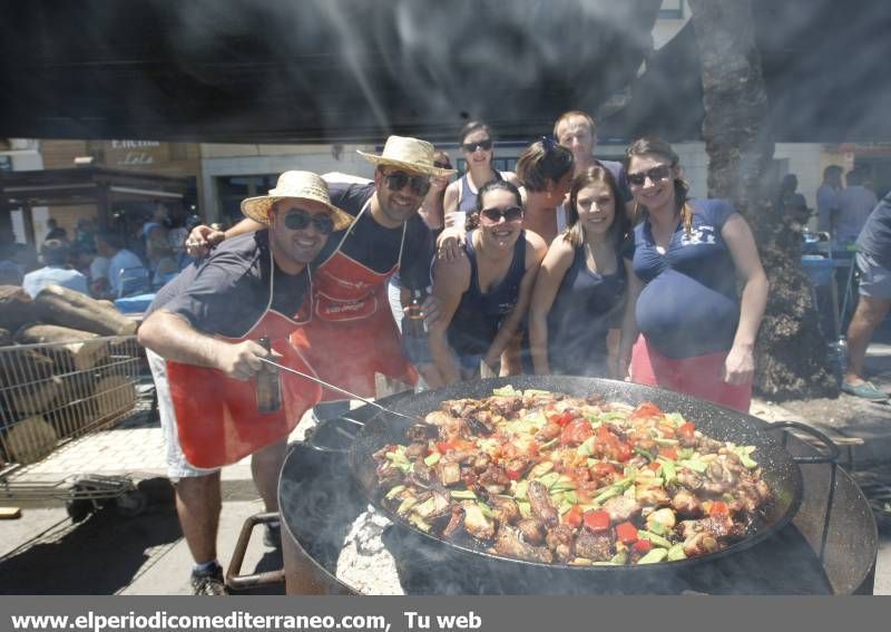 GALERÍA DE FOTOS - Día de las paellas en El Grao