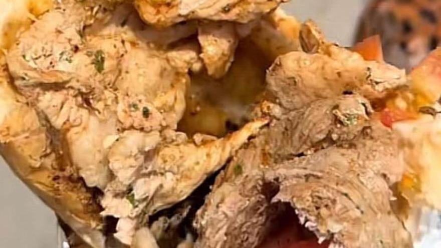 На Тенеріфе зростає популярність фудтраків: успішний досвід закладу «La Pelirroja»