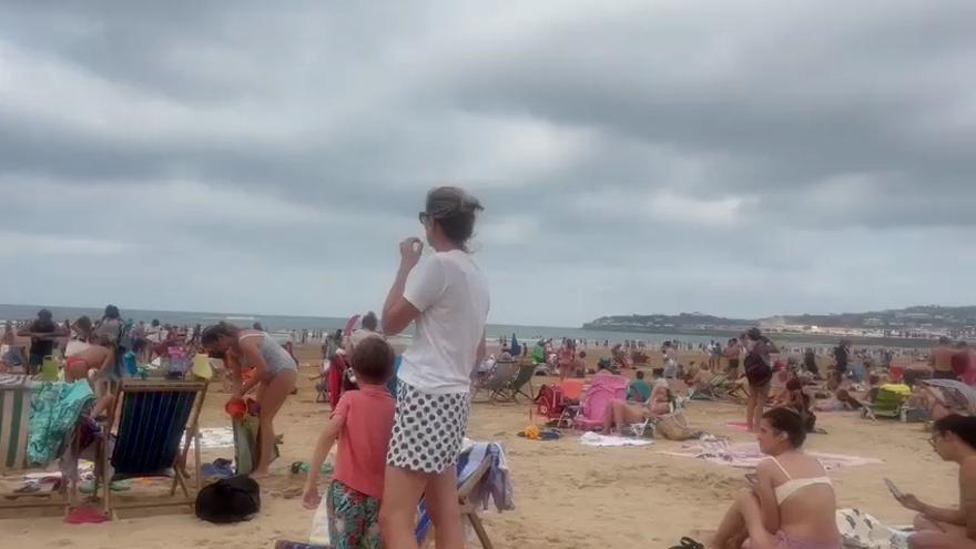 Bañistas en Gijón