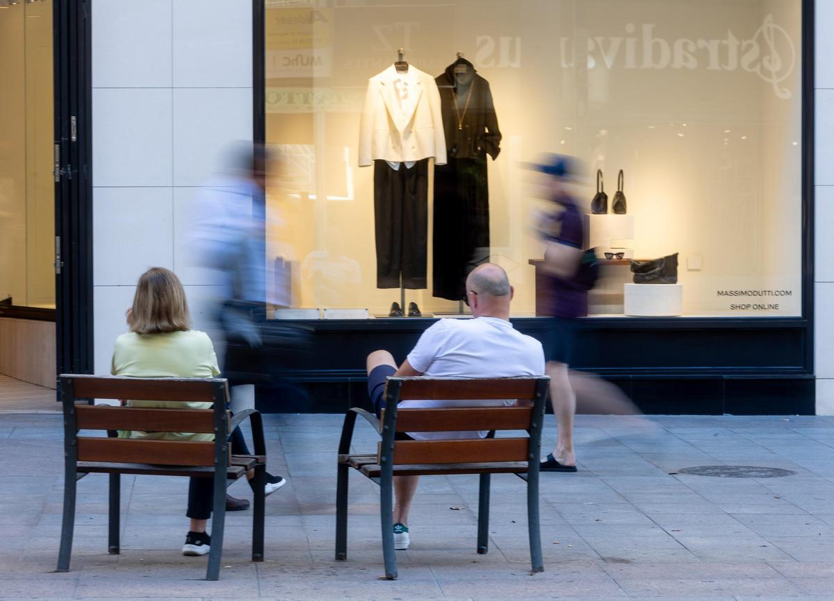 El escaparate de una tienda de ropa en el centro de Alicante.