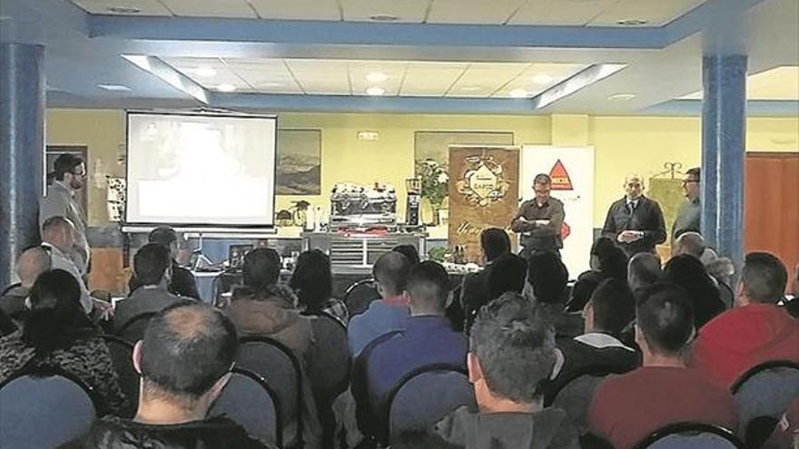 Un encuentro dedicado al café reúne a unos 40 profesionales de la hostelería