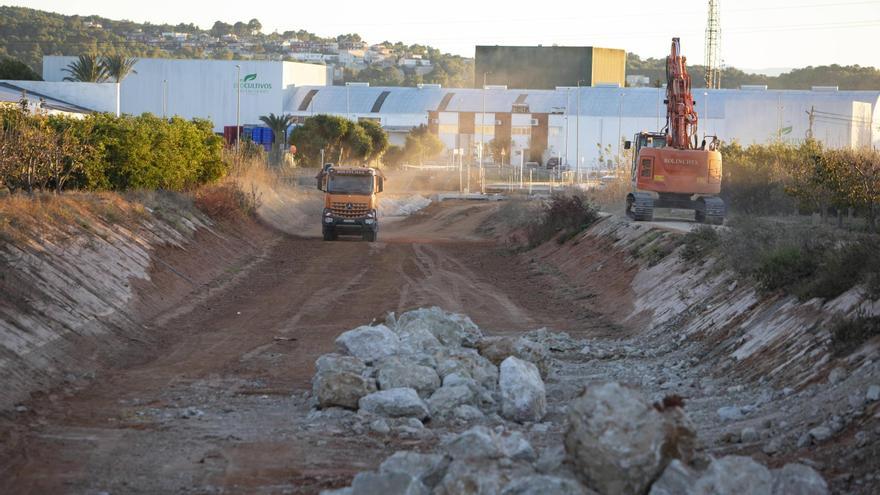 Alzira canaliza sus barrancos para evitar que se inunden las calles