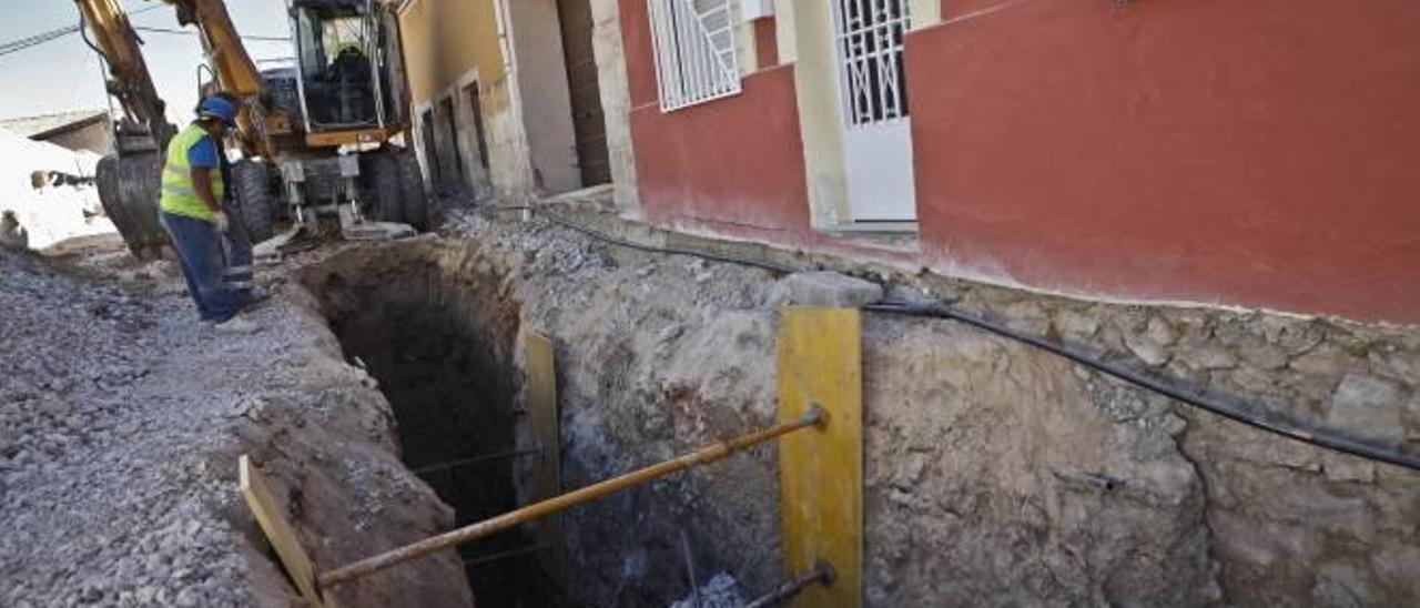 Nuevo alcantarillado en Virgen del Pilar para evitar filtraciones