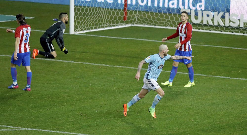 Las mejores fotografías del partido del conjunto celeste en el Vicente Calderón