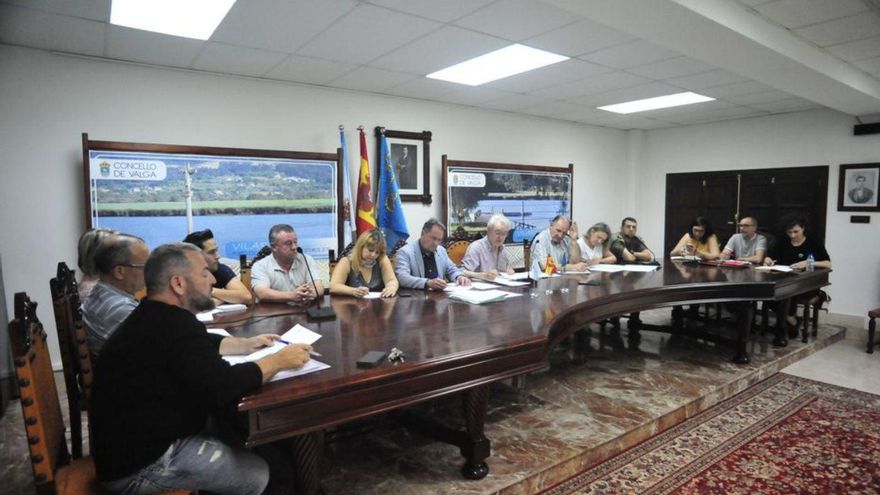 Un pleno de la Corporación de Valga. | Iñaki Abella
