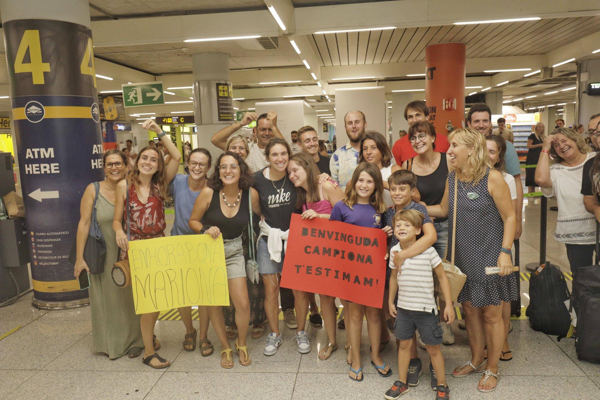 FOTOS | La llegada de Mariona Caldentey al aeropuerto de Palma