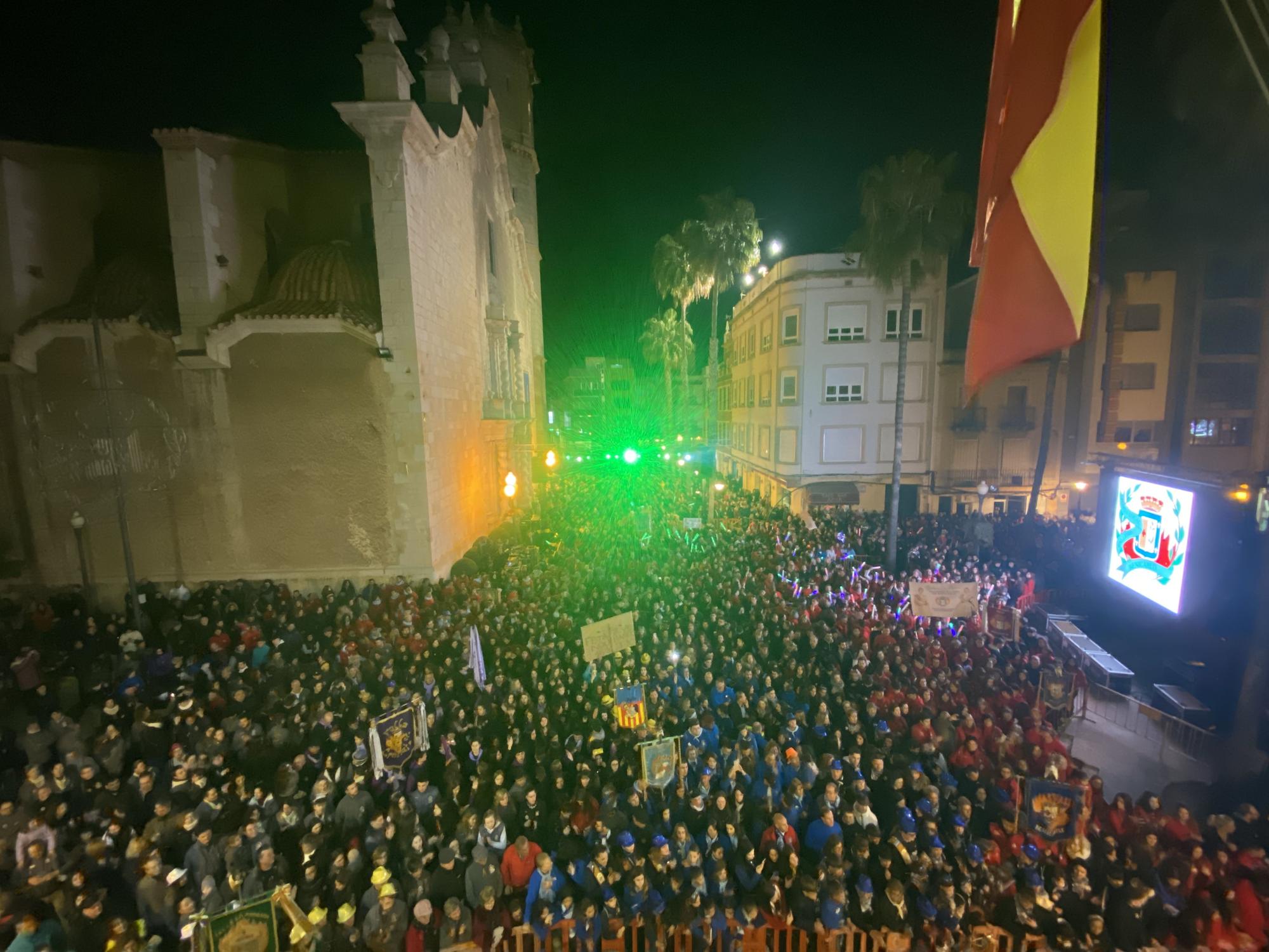 La Crida de Benicarló en imágenes enciende las fallas de 2023