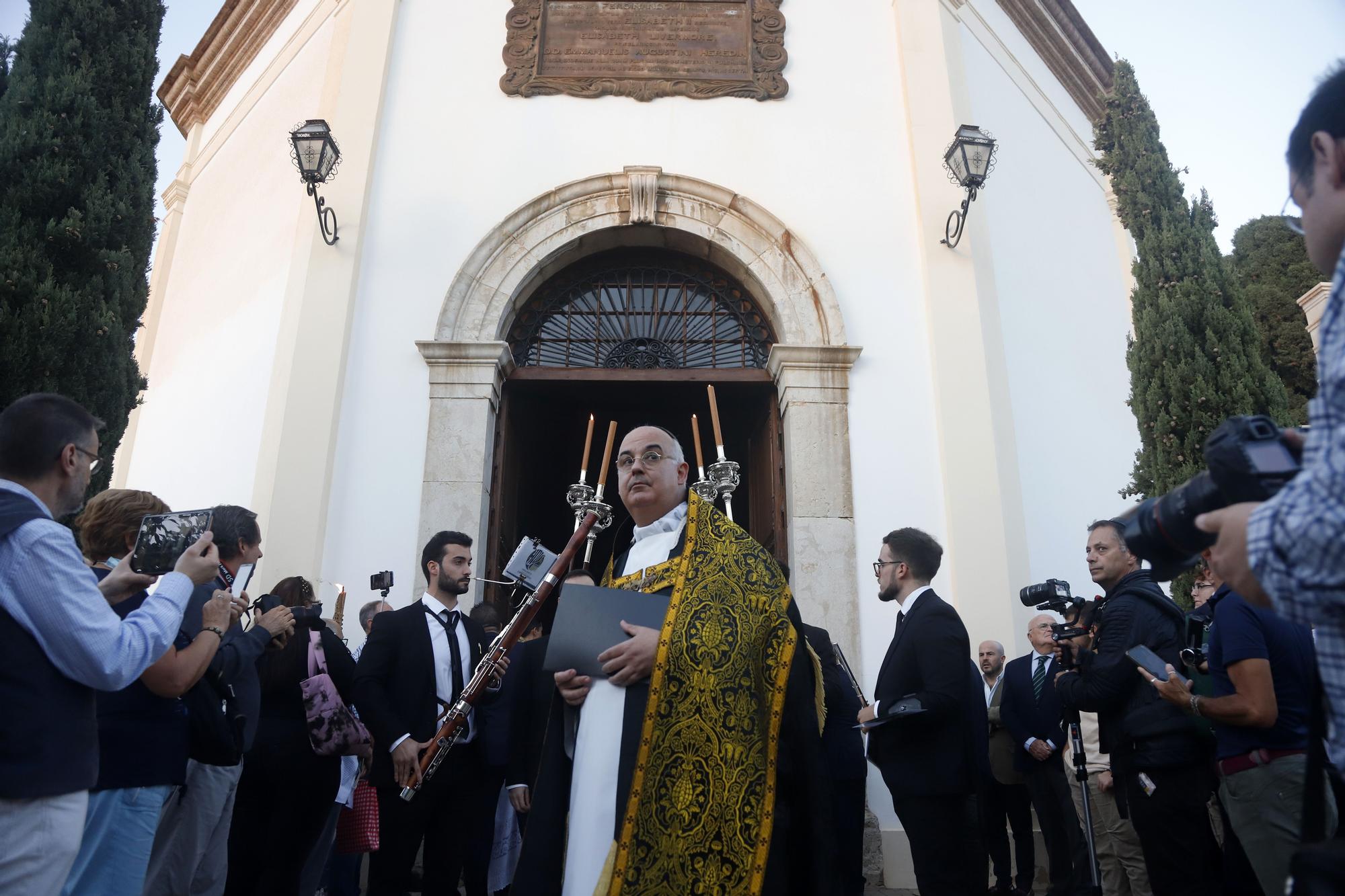 Procesión del Cristo de los Afligidos en el cementerio de San Miguel de Málaga