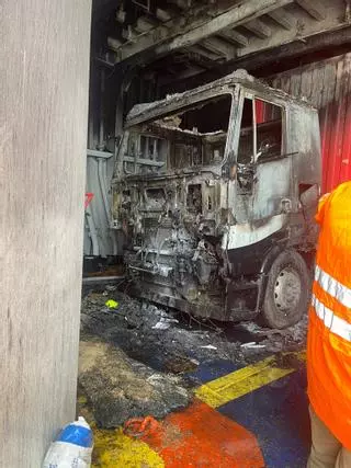 FOTOS | Nuevo incendio en la bodega de un ferry que cubría la ruta Barcelona-Palma