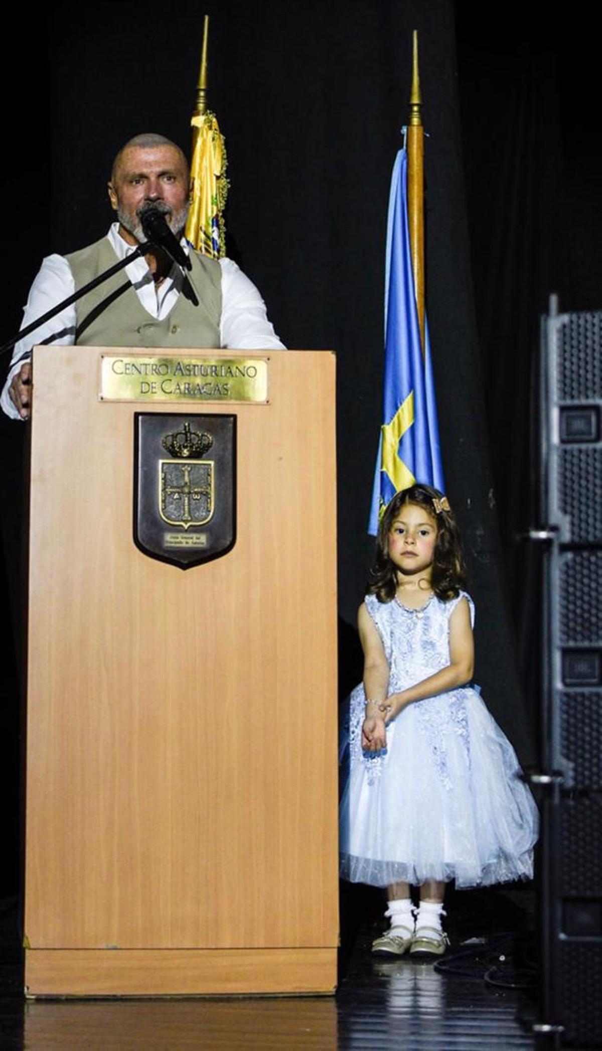 Javier Tárano en una celebración del Centro Asturiano de Caracas.