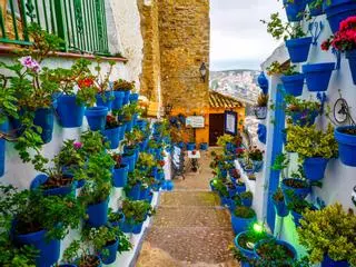 El pueblo blanco del sur perfecto para huir del calor tiene el embalse más grande de Andalucía