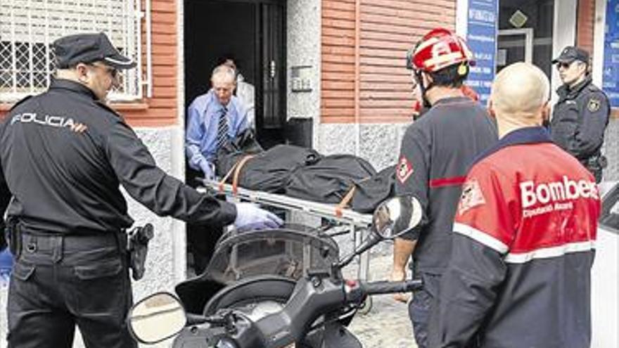 Fallece en el incendio de su vivienda en elche