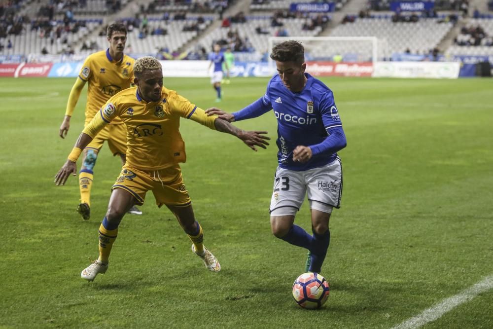 El partido entre el Real Oviedo y el Alcorcón, en imágenes