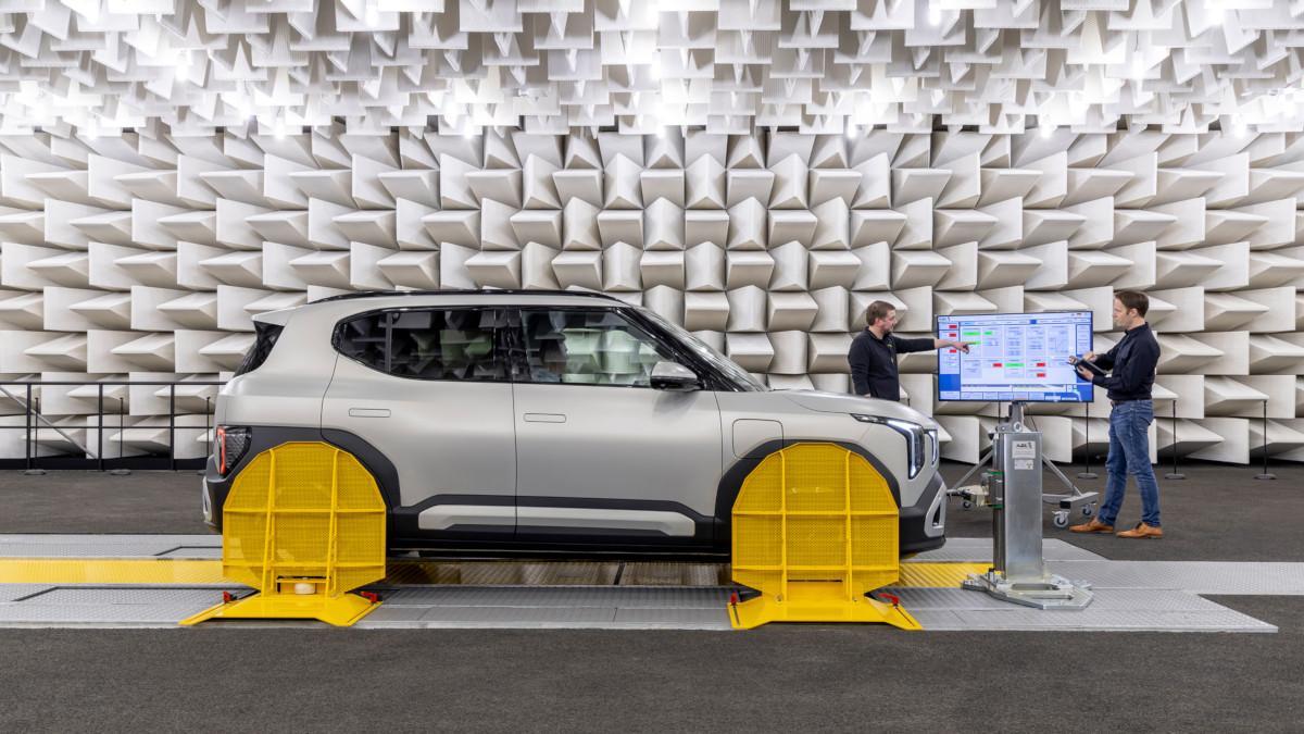 Ensayos de reducción de ruido para el Kia EV2 en centro Técnico de Hyundai Motor Europe