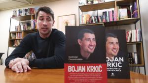 Bojan Krkic cuenta los que se esconde tras su libro Controlar lo incontrolable