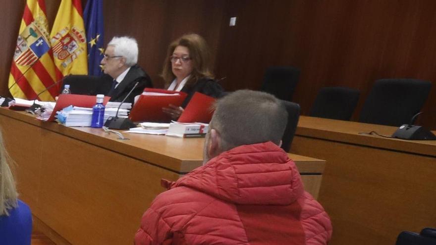 Juicio en Zaragoza: acusan a un albañil de ‘lavar’ dinero con la compra de tres vehículos