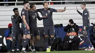 Inglaterra hace lo justo ante Finlandia