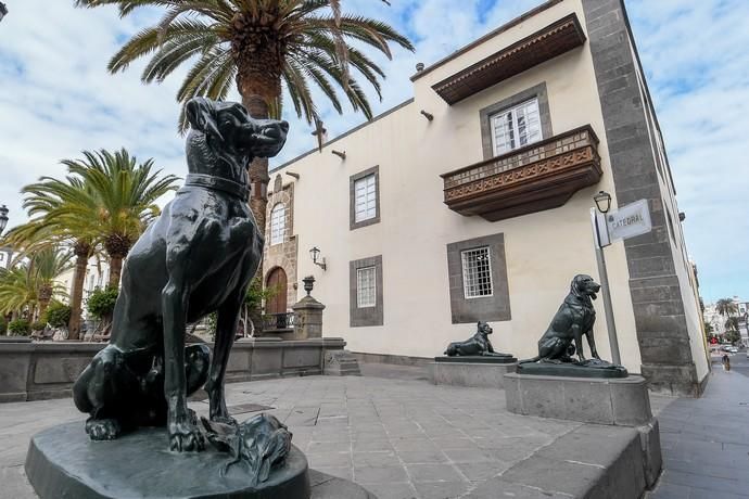 25-03-20 LAS PALMAS DE GRAN CANARIA. CIUDAD. LAS PALMAS DE GRAN CANARIA. Recorrido por la ciudad para vera su desolación.   Fotos: Juan Castro.  | 25/03/2020 | Fotógrafo: Juan Carlos Castro