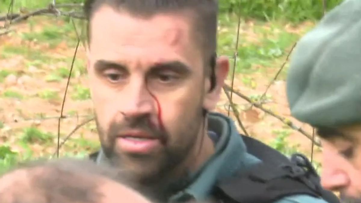 Herido un agente de la Guardia Civil en las protestas de los agricultores en Badajoz.