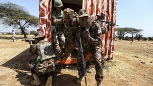 EEUU monta en la sabana de Kenia su mayor maniobra militar en África del Este