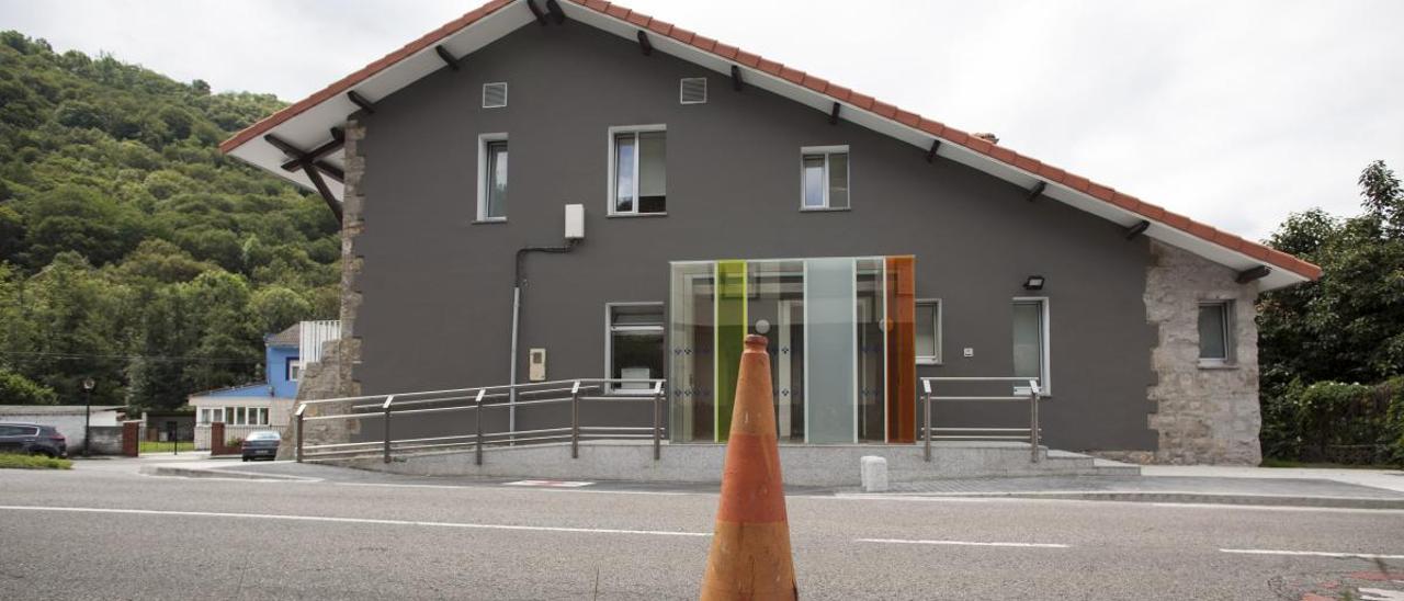 La Asturias rural clama por la vuelta del médico de cabecera: &quot;Es algo vital&quot;