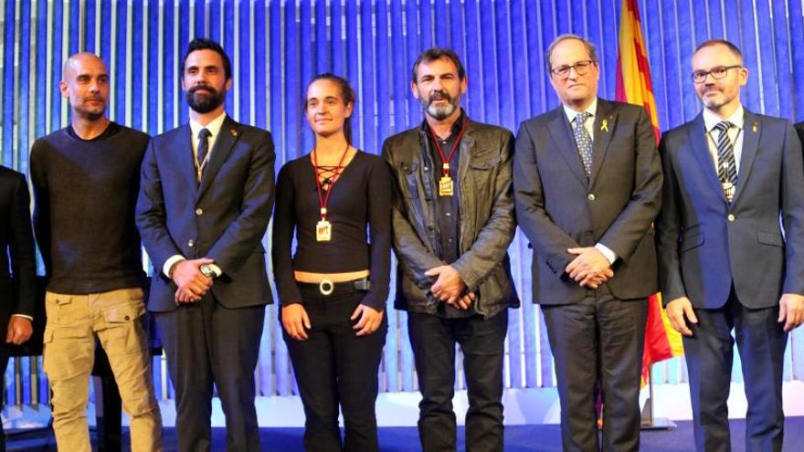 Fotografia de família de la concessió de la Medalla d&#039;Honor del Parlament