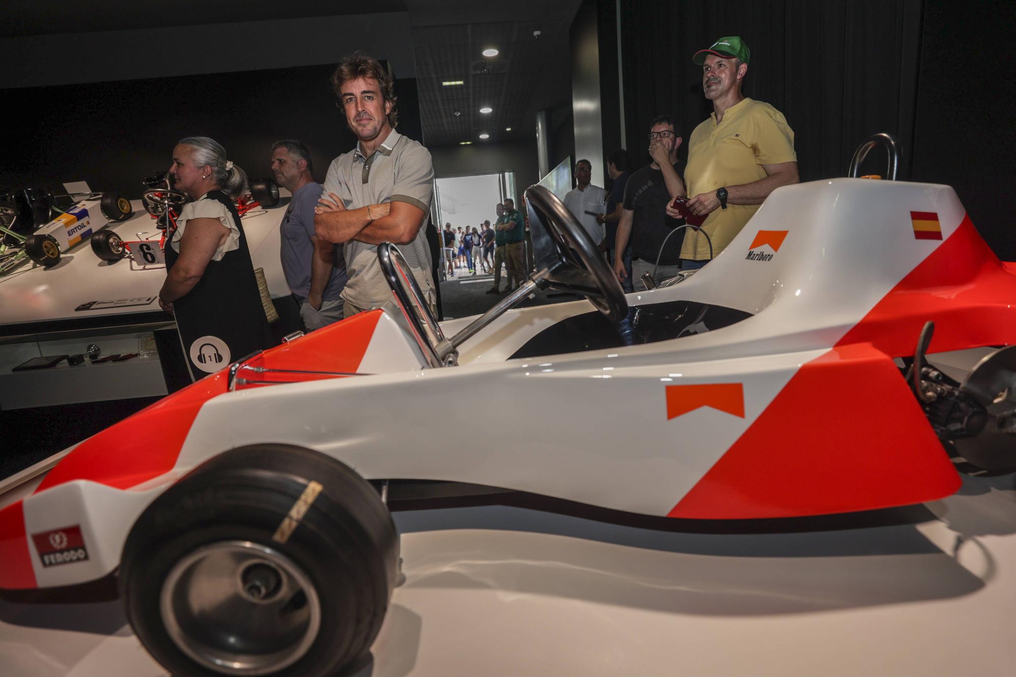 El presidente del Principado visita el Museo y Circuito Fernando Alonso.