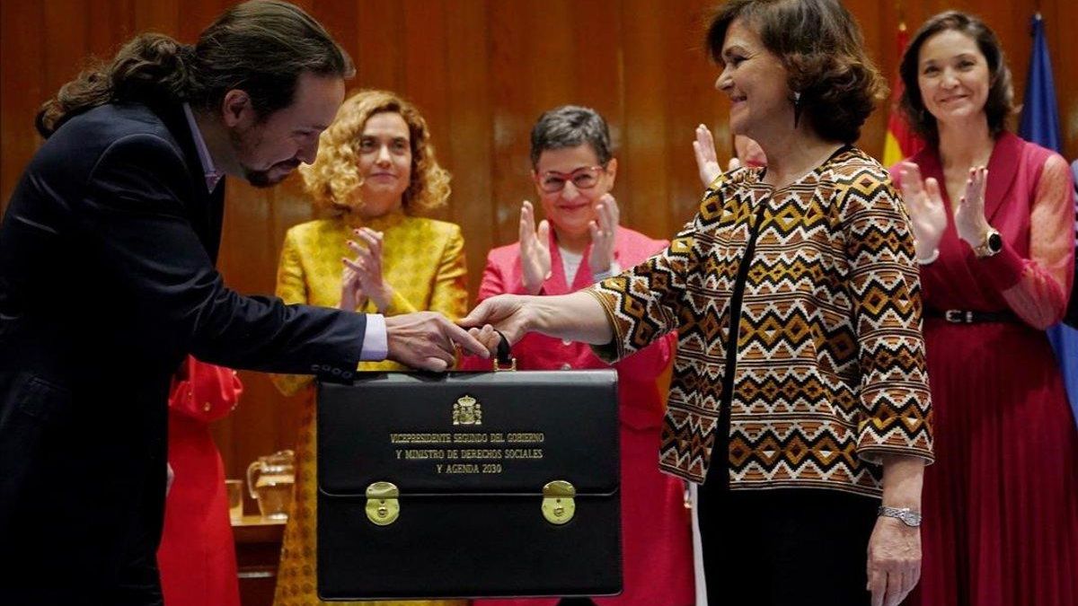 Carmen Calvo a Pablo Iglesias: "Haremos un tándem importante de trabajo"