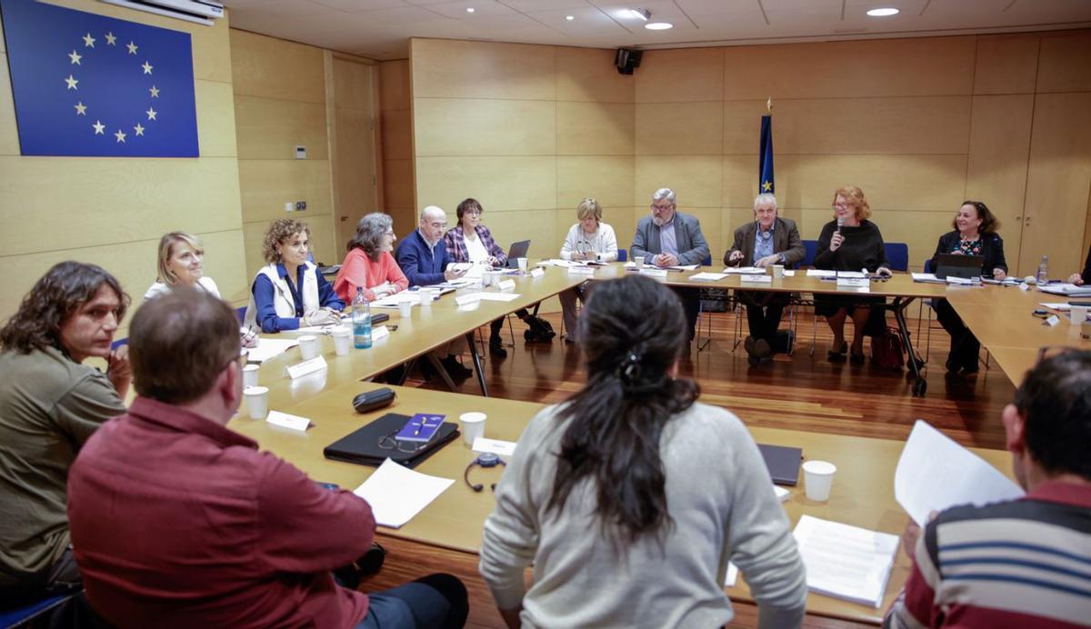 La immersió lingüística a Catalunya provoca una bronca a l’Eurocambra