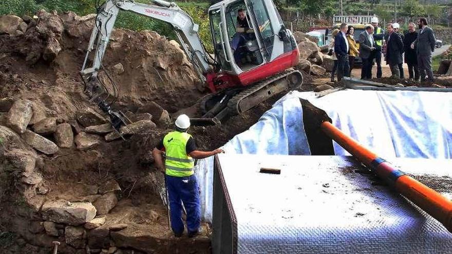 Obras de drenaje en el río Lamas, Arbo. // A. Hernández