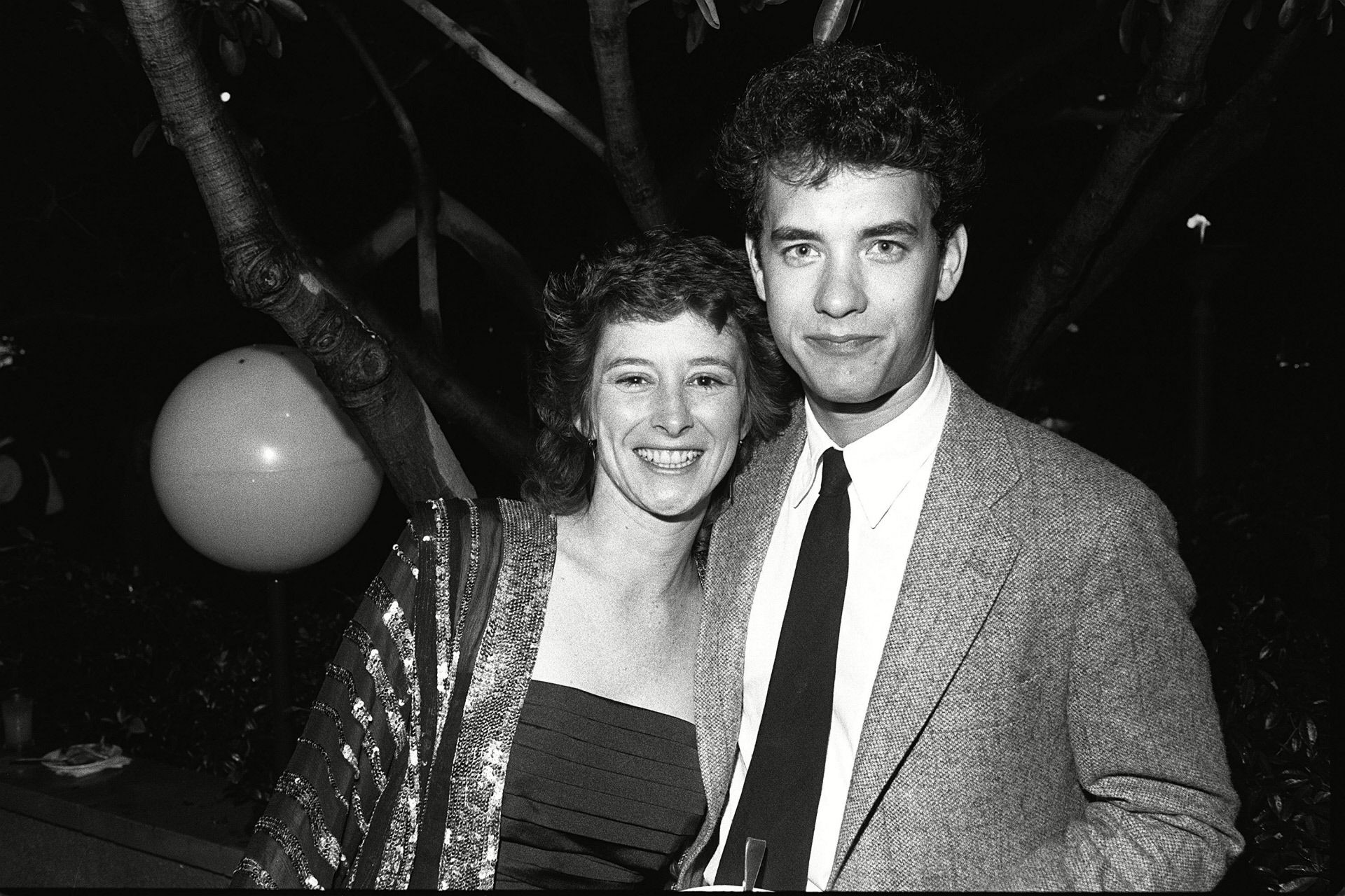 Tom Hanks y Samantha Lewes