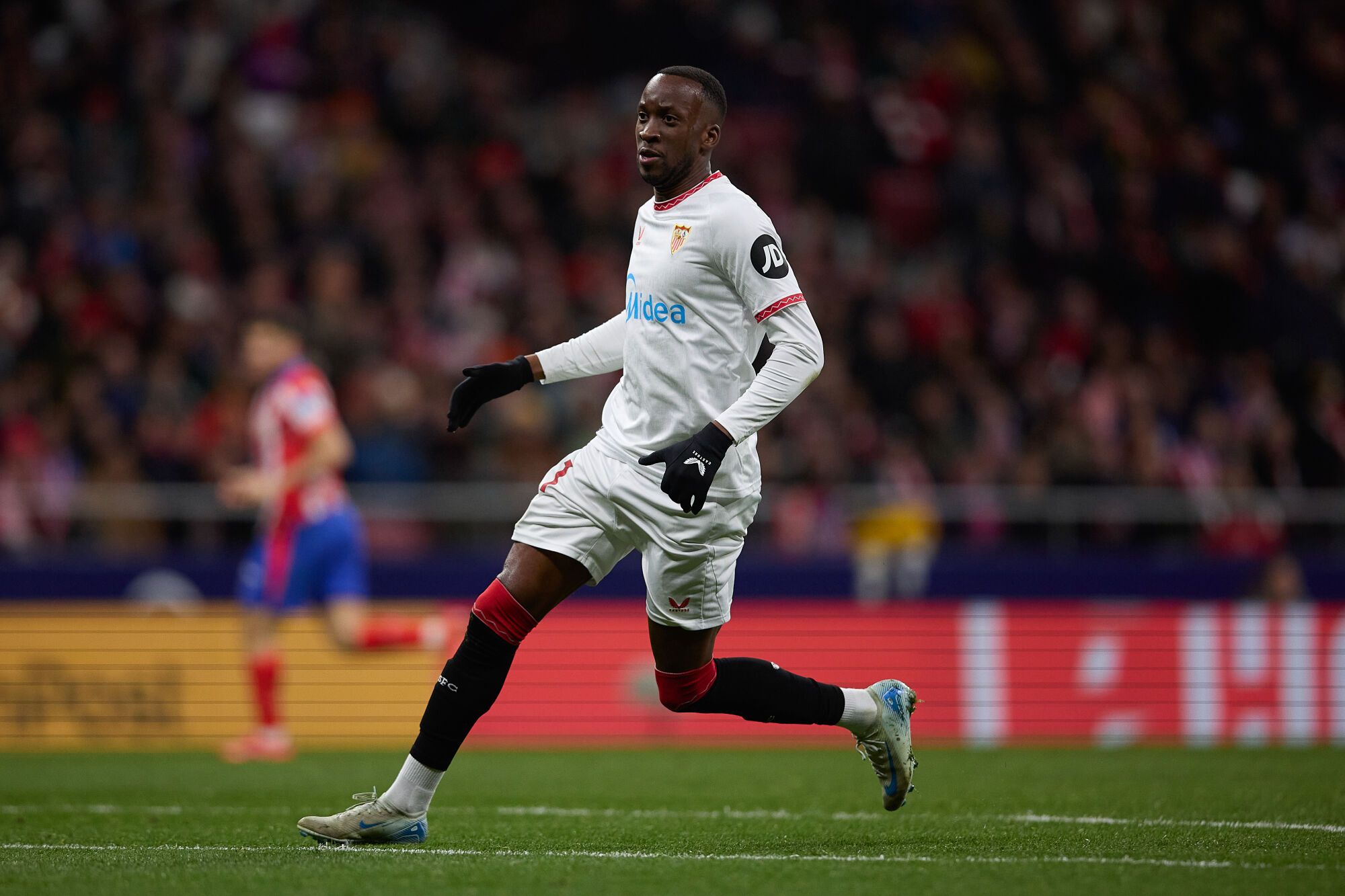 Dodi Lukebakio (Sevilla FC) during the Spanish League, LaLiga EA Sports, football match played between Atletico de Madrid and Sevilla FC at Riyadh Air Metropolitano stadium on December 08, 2024 in Madrid, Spain. AFP7 08/12/2024 ONLY FOR USE IN SPAIN. Oscar J. Barroso / AFP7 / Europa Press;2024;SOCCER;SPAIN;SPORT;ZSOCCER;ZSPORT;Atletico de Madrid v Sevilla FC - LaLiga EA Sports;