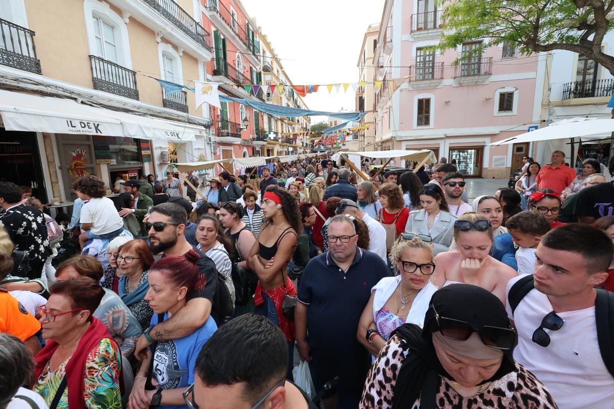 Todas las imágenes de la inauguración de la feria Eivissa Medieval