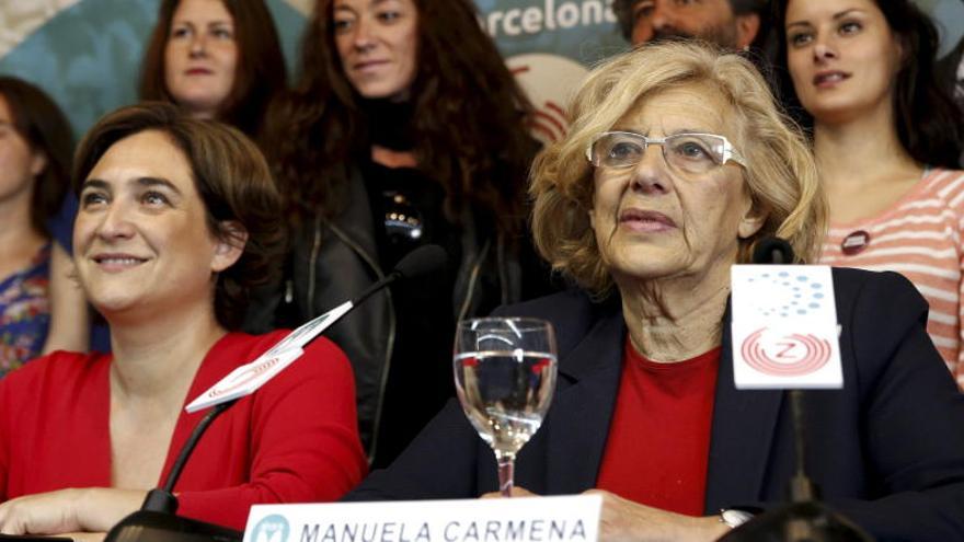 Ada Colau y Manuela Carmena