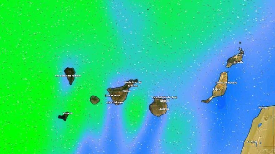 Canarias se prepara para una jornada de lluvias, viento fuerte y oleaje adverso