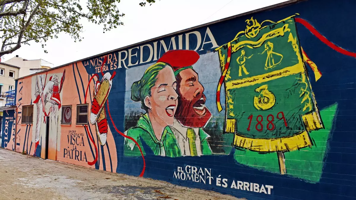Súria immortalitza les seves emblemàtiques caramelles en sis grans murals