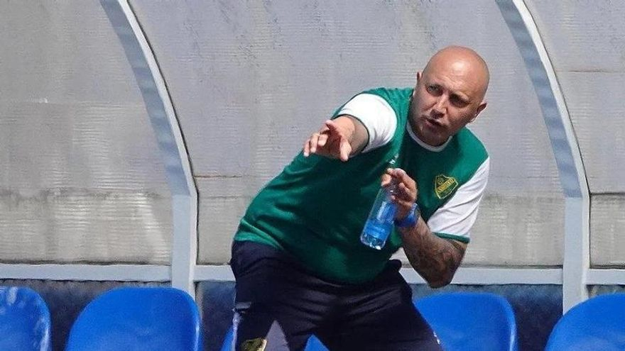 Roberto Vázquez dirigirá al nuevo Lóstrego, también muy remozado