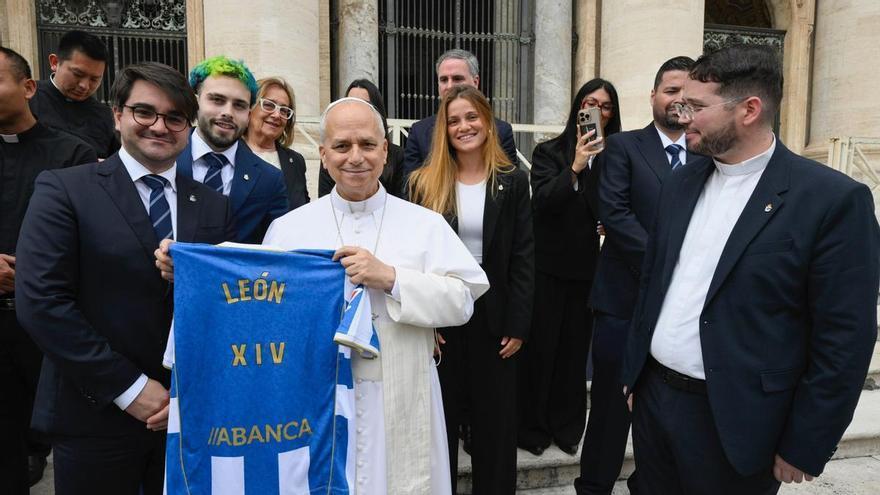 La «bendición» del Papa León XIV, el último empujón para subir al Deportivo a Primera