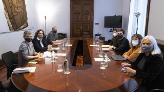 Aragonès y Colau presionan al PSOE para la regulación de los alquileres