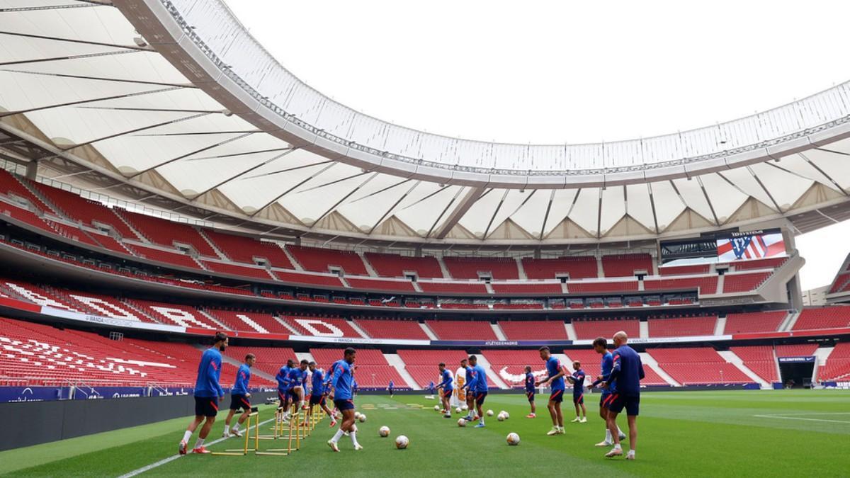 El Atleti, entrenando en el Wanda